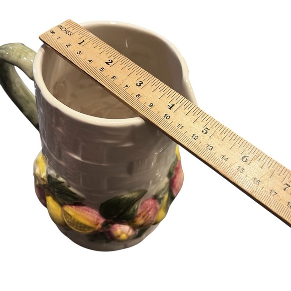 Vintage Italian Majolica Basketweave Pitcher Dimensional Fruit Signed - Picture 6 of 9